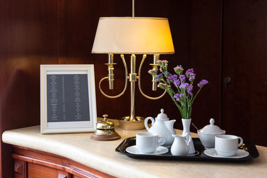 Alexios Hotel Yanya Dış mekan fotoğraf